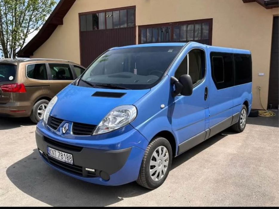 Renault trafic 2013 9osobowy