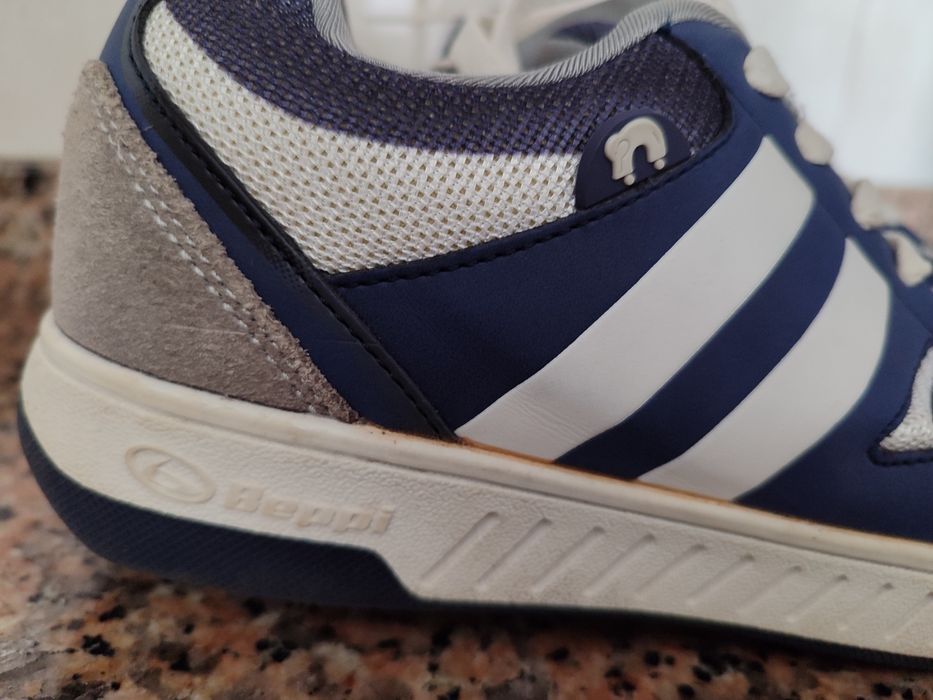 Sapatilhas Beppi Breezy com rodas tamanho 35
