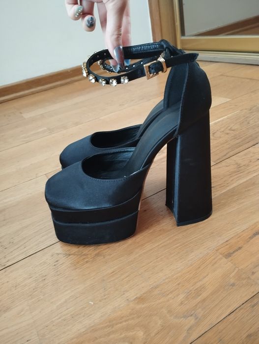 Saltos altos pumps 38-39