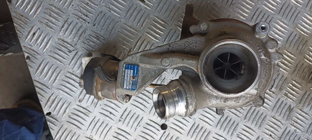 Turbosprężarka turbina  opel astra insignia 1.6 CDTI