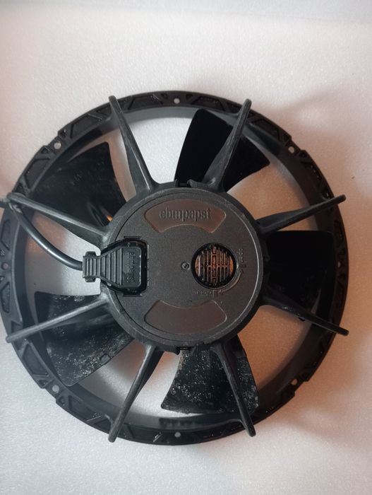 Вентилятор промышленный , осевой,260 мм,73 вт.