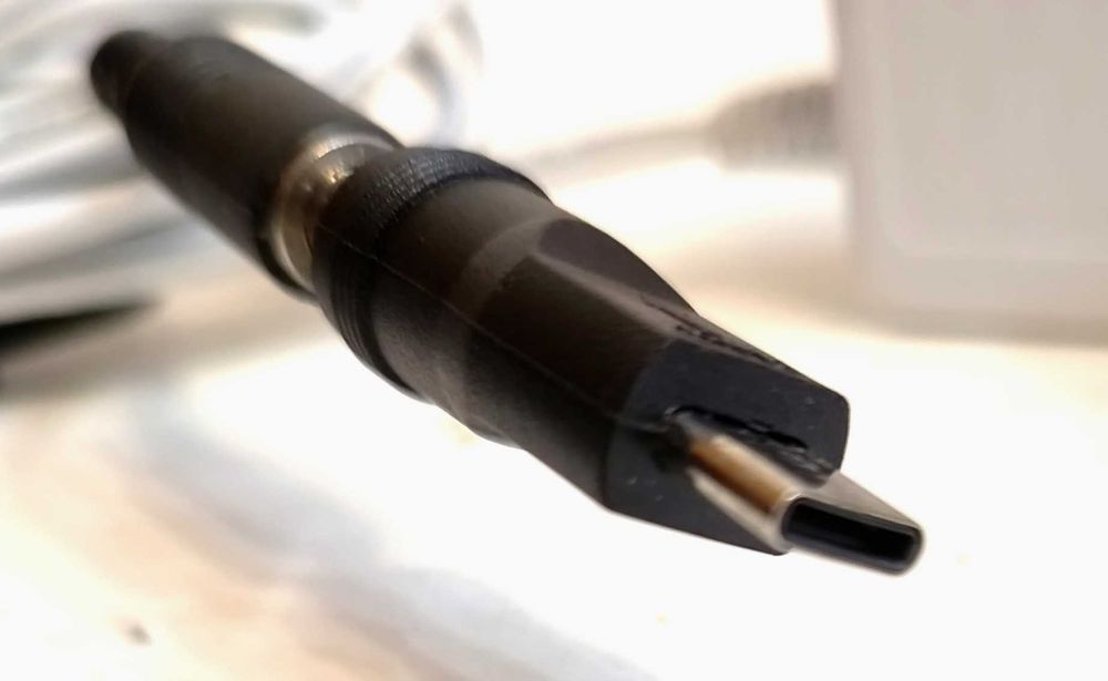 Zasilacz 5 V - USB - C do urzadzeń AV