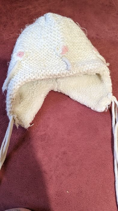 Шапка для дівчинки