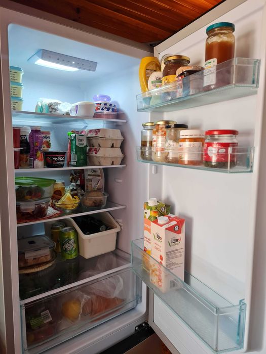 Frigorífico combinado CANDY 176cm altura como novo