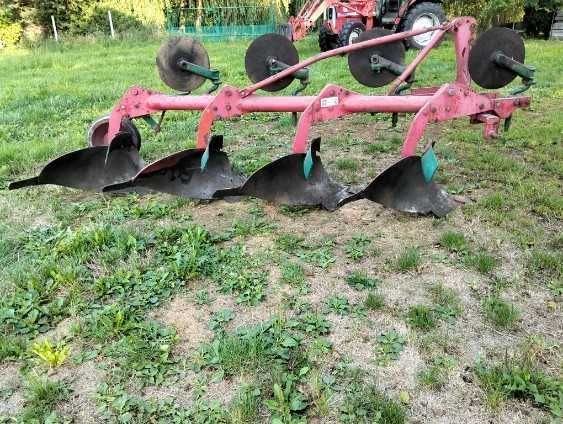 Плуг 4 корпусний kwerneland свіжо привезений