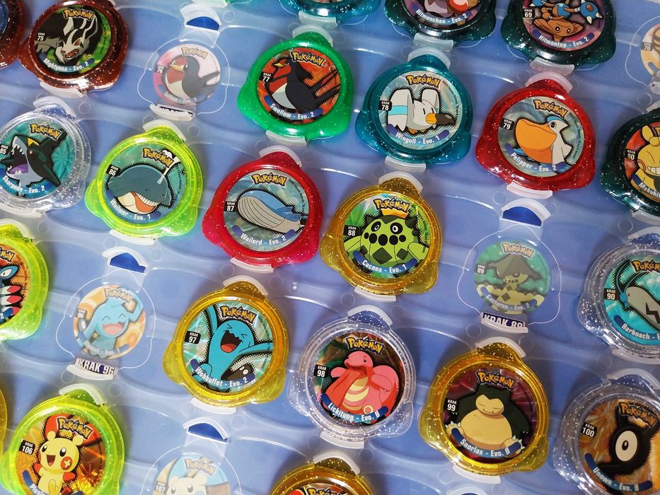 99 tazos + arquivador POKEMON KRAKS | Panini lote