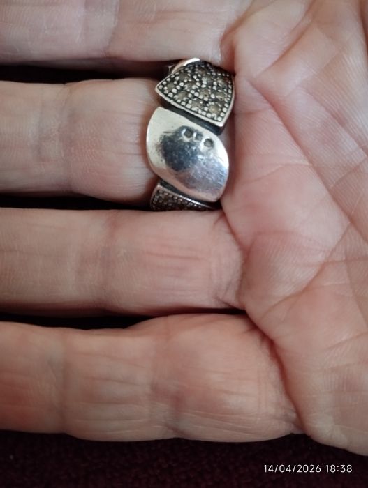 Anel em prata lei com zirconias