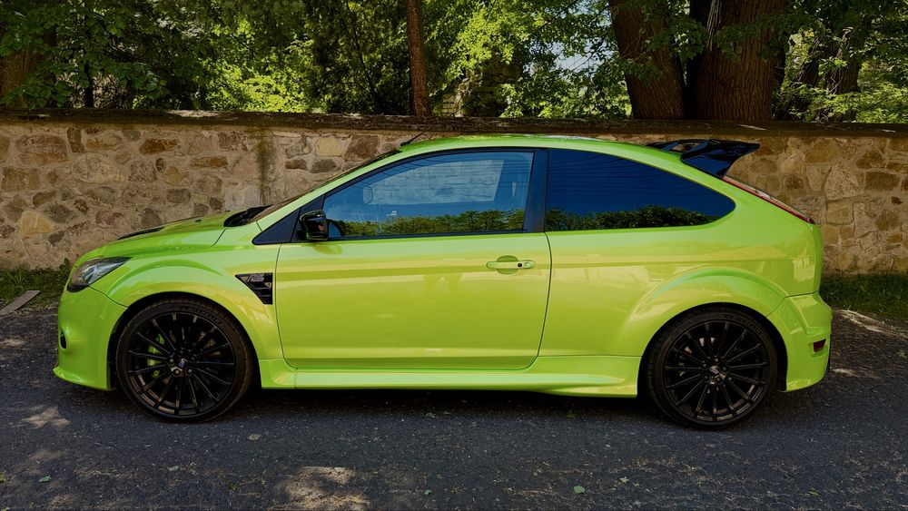 Ford Focus Mk2 RS 2.5 ultimate green recaro cs
