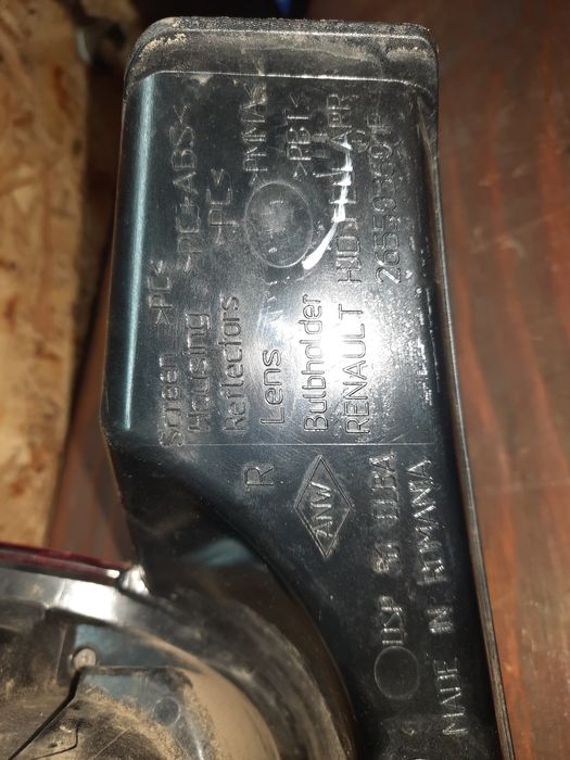 Фонарь задний правый Duster 2