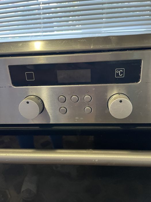 Індукційна плита Siemens з духовкою