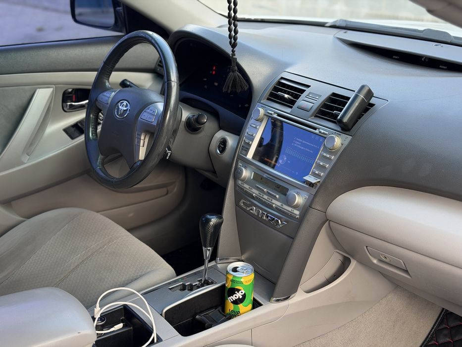 Продам Toyota Camry гібрид