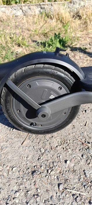 Продам електросамокат Xiaomi Electric Scooter 6 Lite GL