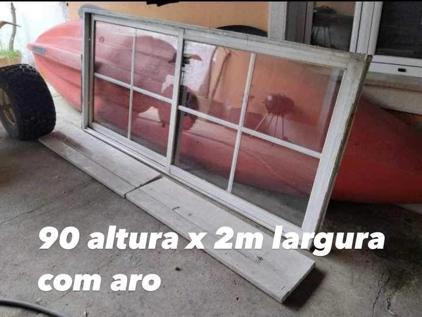 Janela usada em alumínio