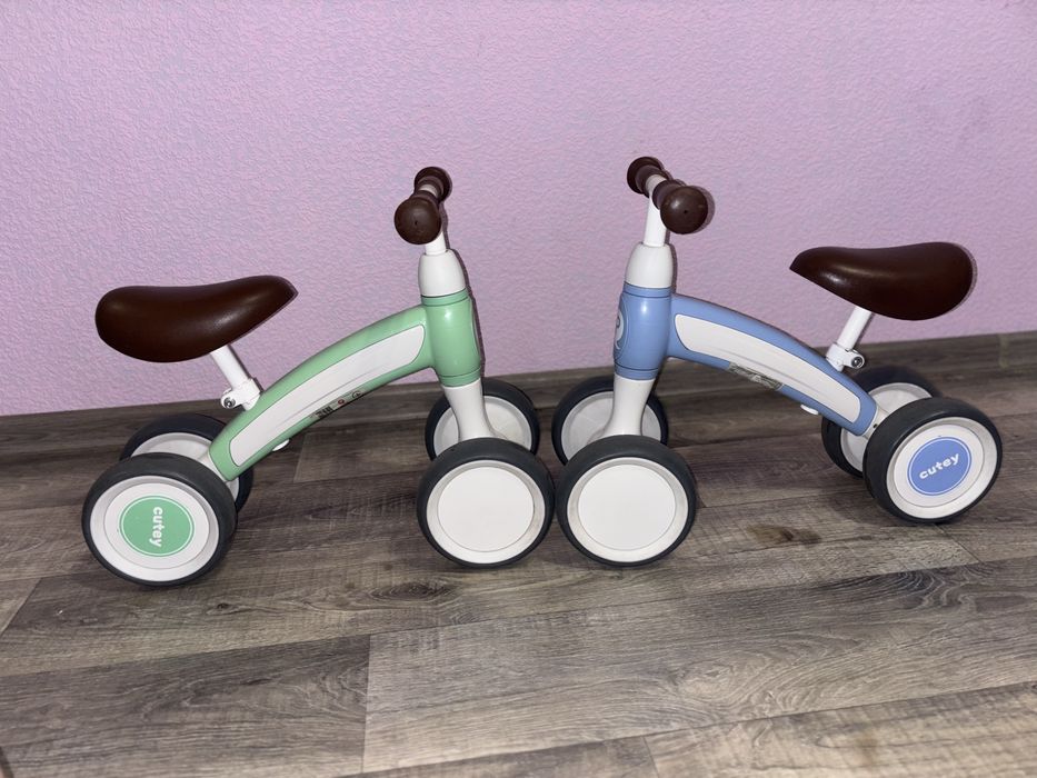 Беговел. Біговел чотирьохколесний