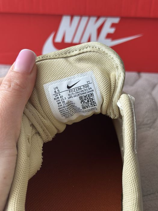 Кросівки нові nike