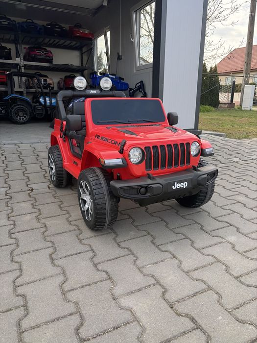 Auto na akumulator Jeep Wrangler Rubicon 4x200 Watt 24V Pilot MP3 Kluczyki Czerwony