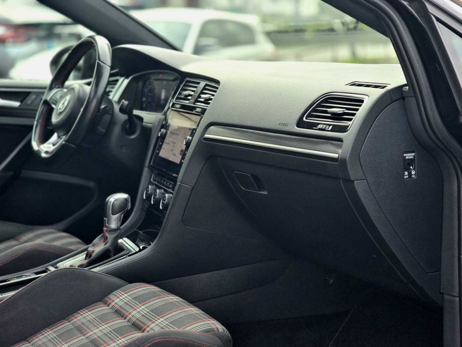 VOLKSWAGEN GOLF 7.5 GTI PERFORMANCE 2.0TSI 245CV DSG "FULL EXTRAS"