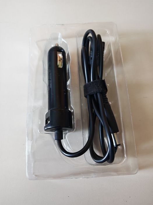 Uniwersalna ładowarka samochodowa (adapter) do laptopów. 19.5V/6A , USB