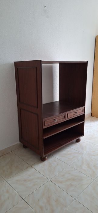 Móvel TV com gavetas