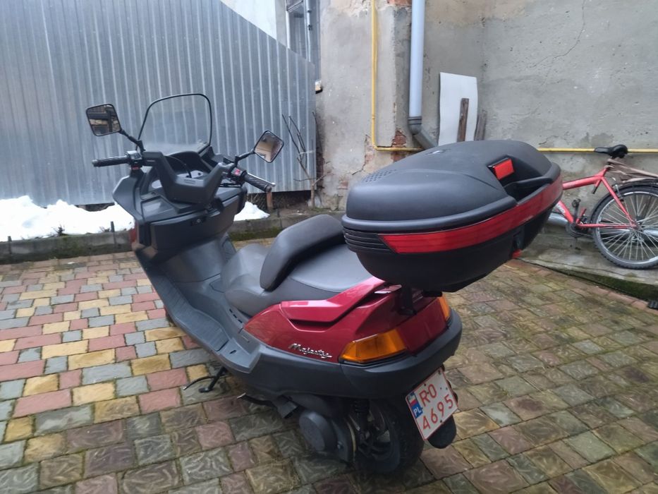 Скутер Максі Ямаха Містері