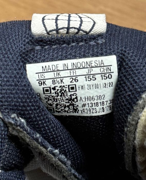 Buty Adidas dziecięce r.26