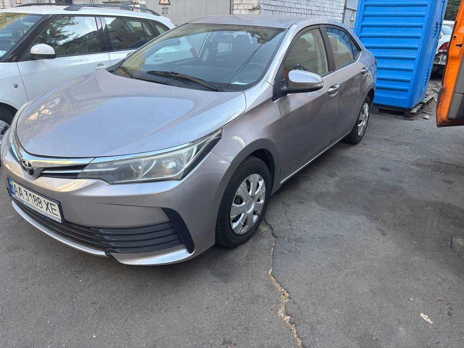 Здам в оренду TOYOTA COROLLA 1.3 ГАЗ