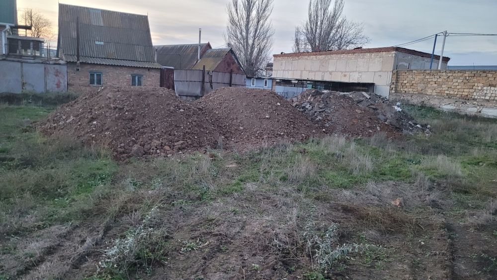 Приму строительный мусор/грунт в дар