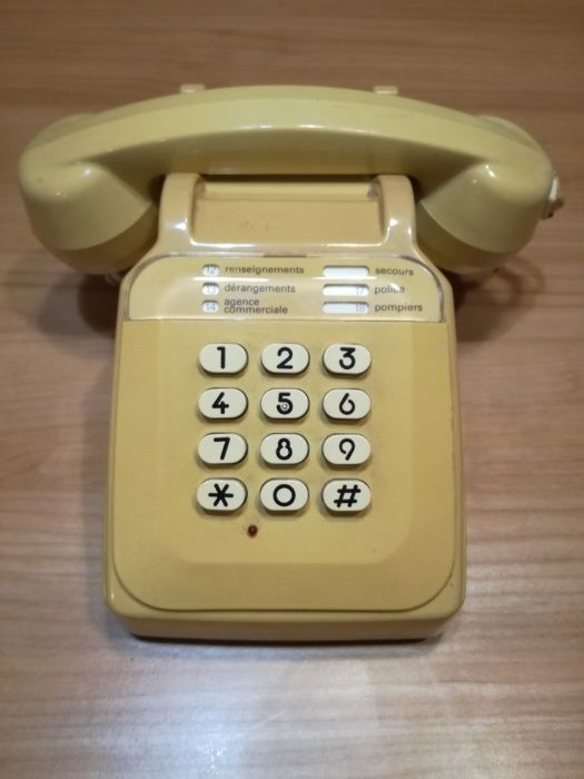 Vintage Telephone / Microphone64741168391042123