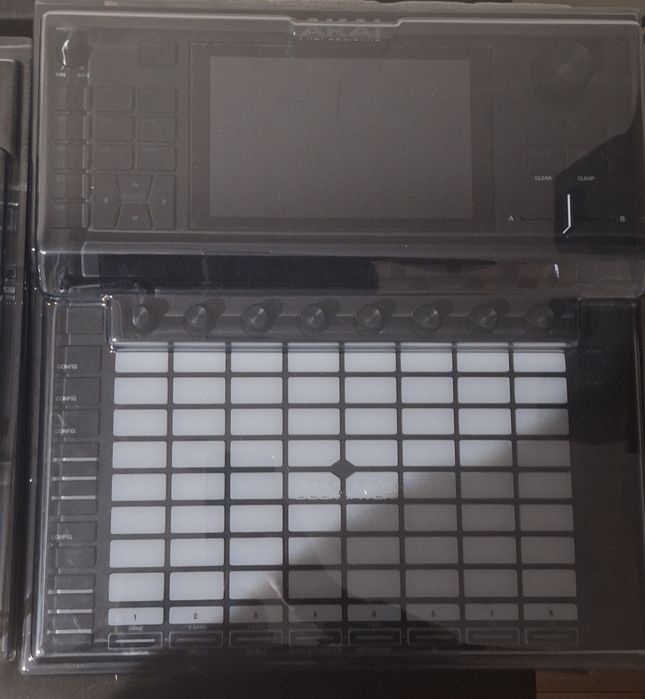 MPC Akai Force 512gb