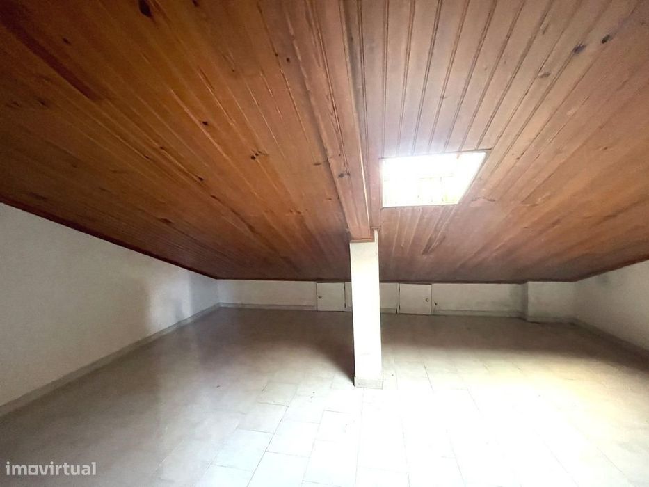Apartamento T3 com amplas áreas no Seixal