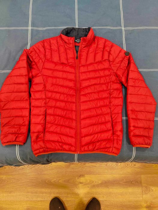 Casaco vermelho Tiffosi XL em excelente estado.