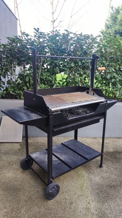 Churrasqueira Grelhador