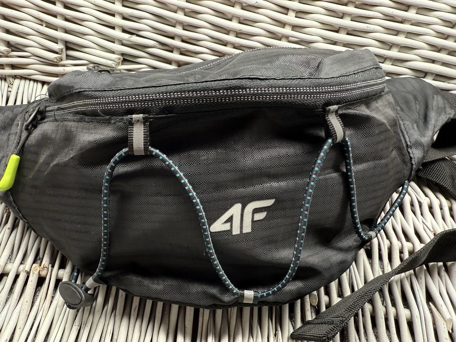 Nerka / Saszetka 4F Duralon na Pas do Biegania/Sportowa