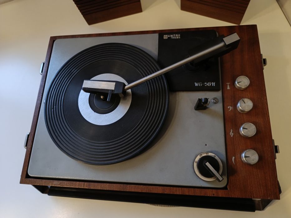 Gramofon UNITRA fonica wg581f