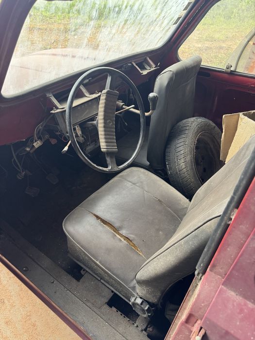Renault 4L 1975 (trabalha e anda)