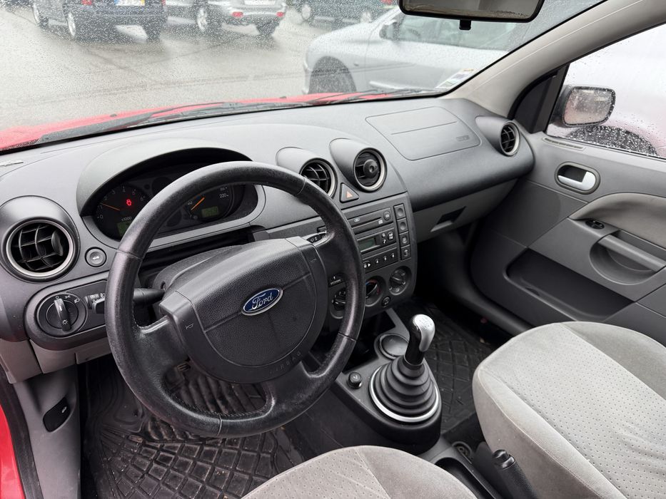 Ford Fiesta 1.25 Ghia GPL