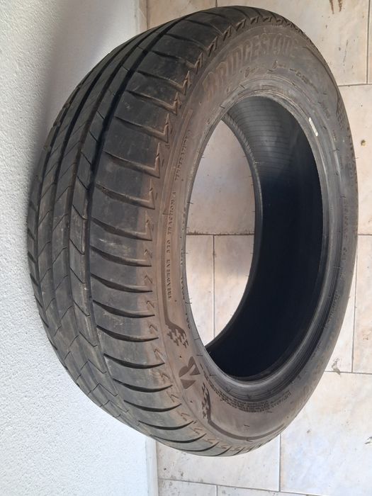 Bridgestone Turanza T005 215/55 R17 94V