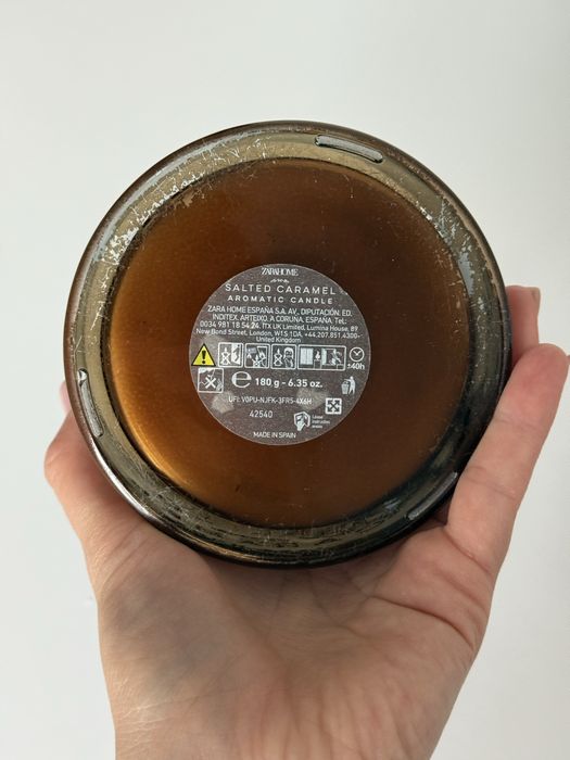 Ароматична свічка zara home salted caramel солена карамель 180 г