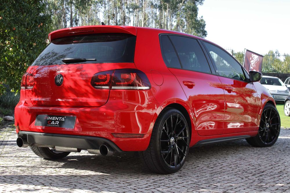 VW Golf 6 GTI DSG Adidas 2.0 TSI 211CV (239€/Mês)