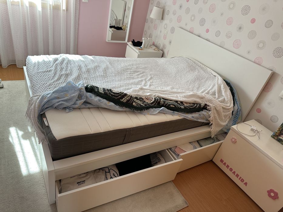 Cama casal 1,60 x 2 m branca com colchão