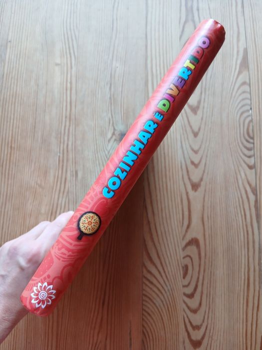 Livro " Cozinhar é Divertido"