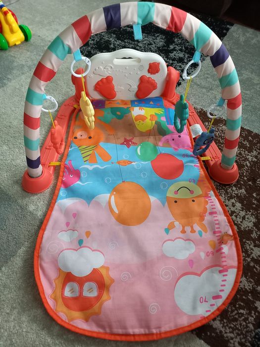Розвиваючий коврик)