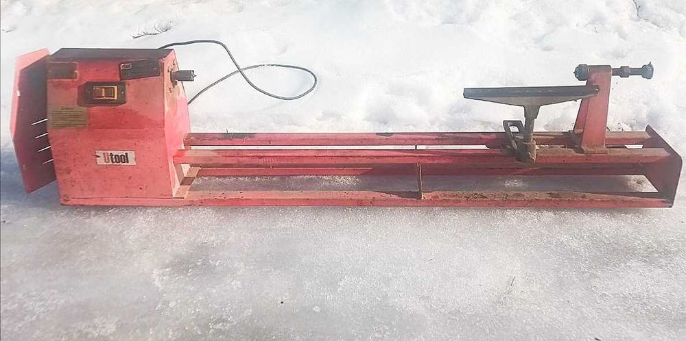 Токарный станок в отличном состоянии