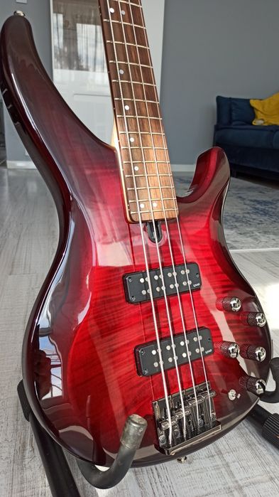 Gitara basowa Yamaha TRBX604, stan idealny, jak nowa,