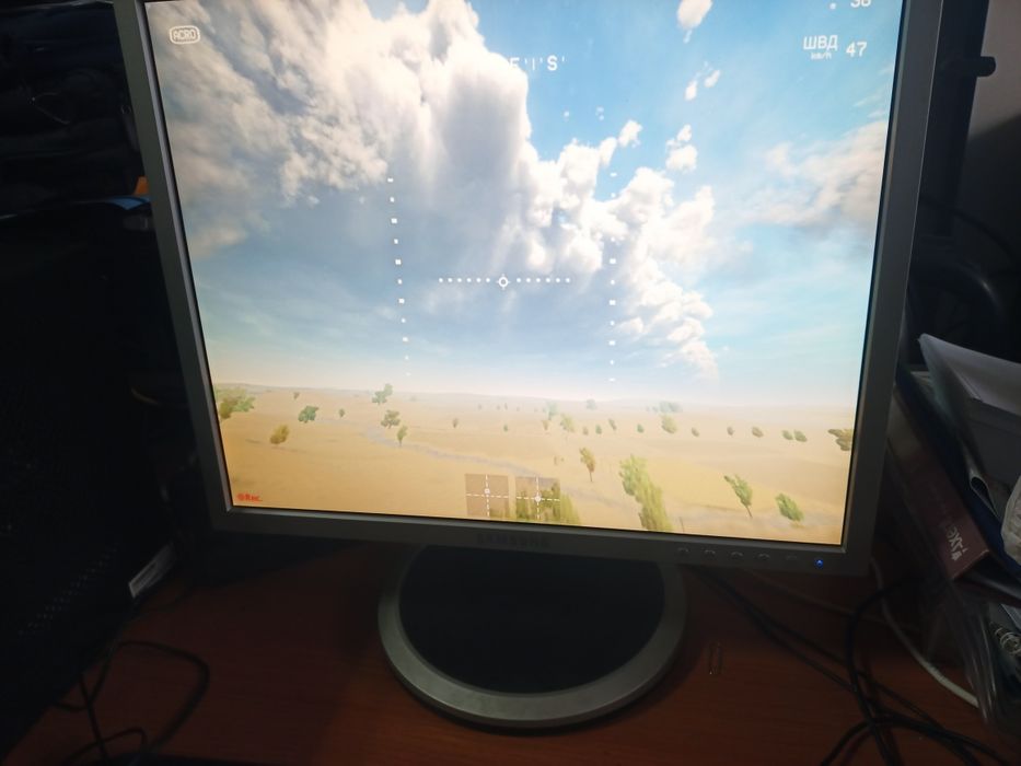 Комп з програмою-симулятором FPV дрона  LiftOFF та пультом Mikrozone