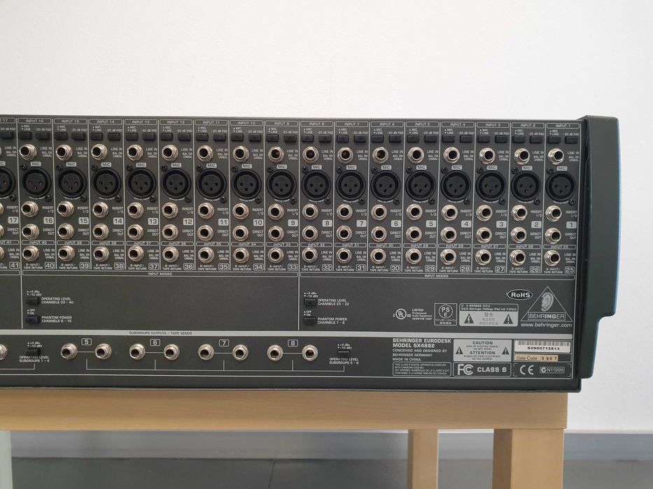 Mikser analogowy Behringer Eurodesk SX4882
