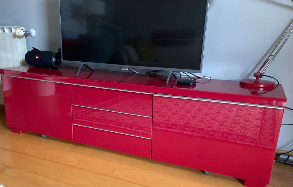 Movel TV em otimo estado