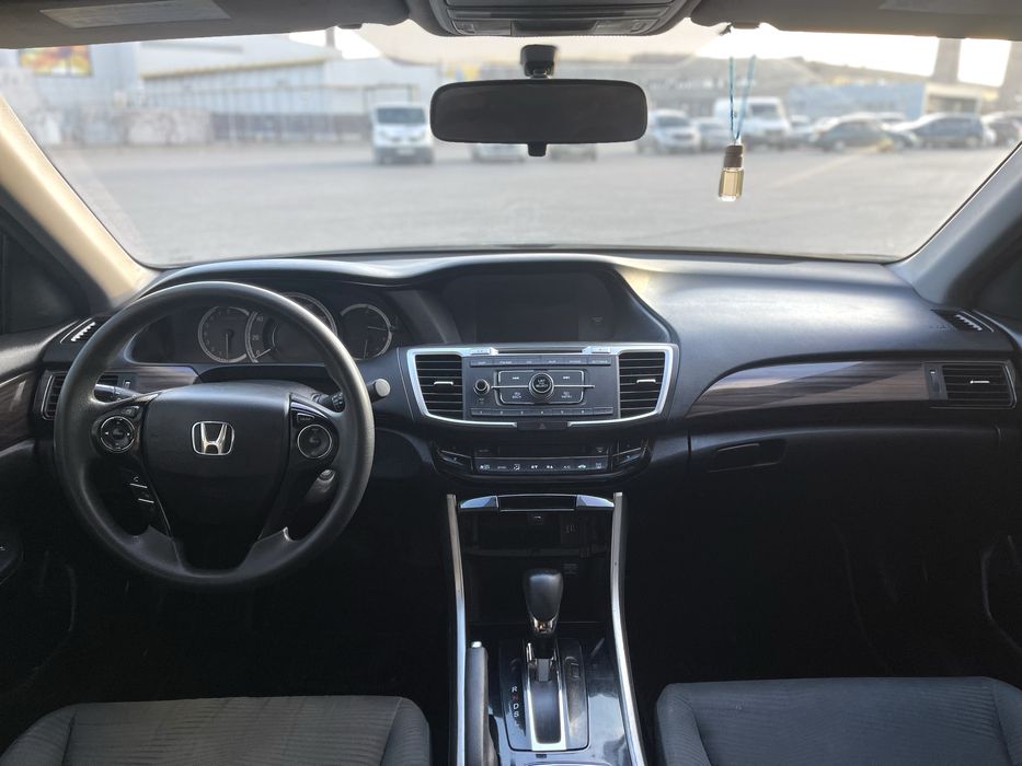 Honda accord LX 2017