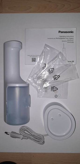 Panasonic Series 300 irygator do jamy ustnej.