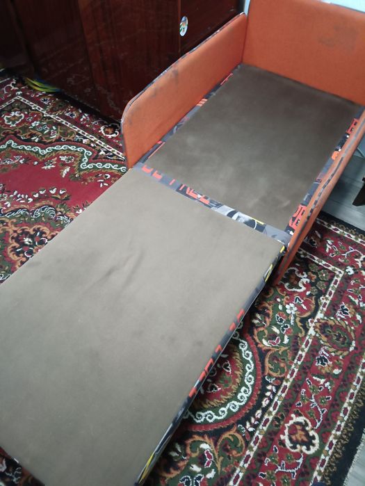 Продам розкладний диванчик